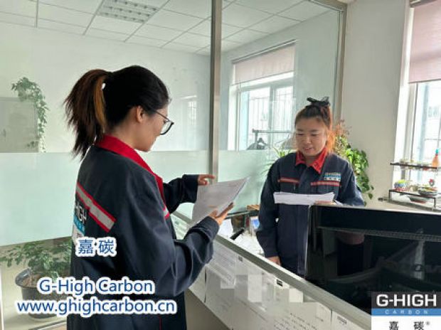 不斷提高，服務客戶